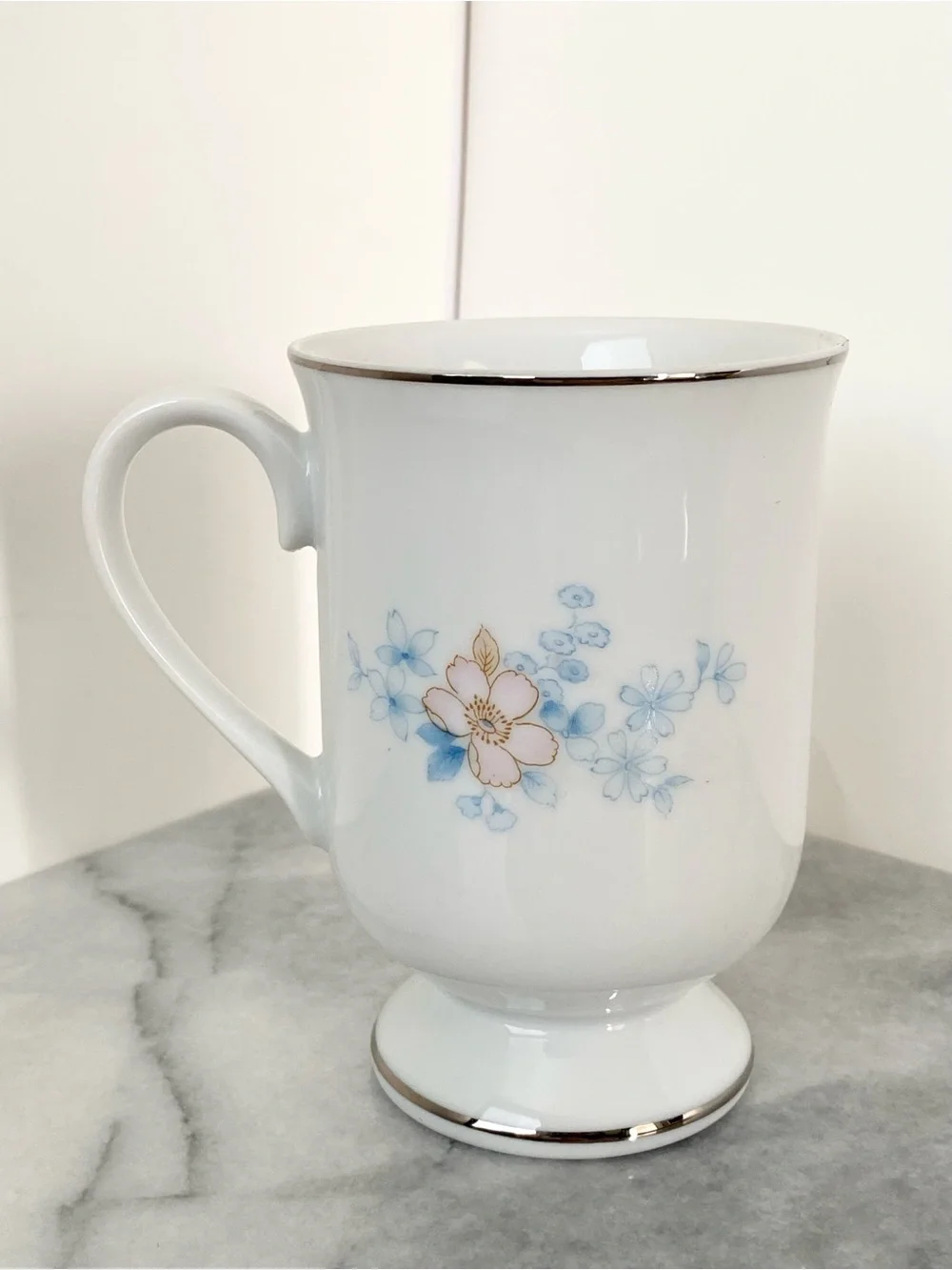 Vintage FANCI FLORAL Blue Morn Mug
